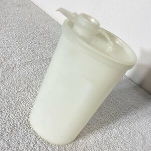 Vintage Tupperware Sweet Saver Syrup Pitcher White Syrup Dispenser W Lid